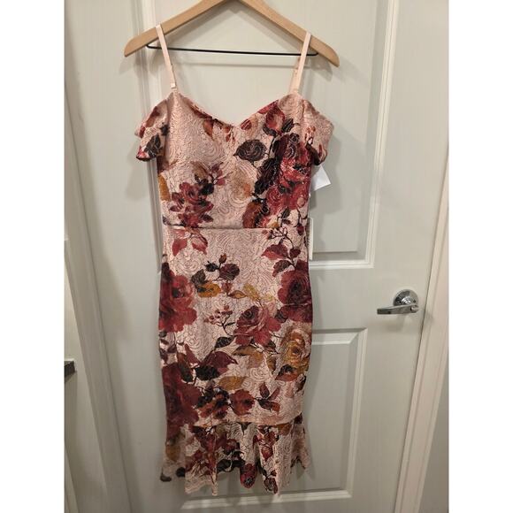 Siena Off the Shoulder Lace Midi Dress with Ruffle Hem - Picture 2 of 8